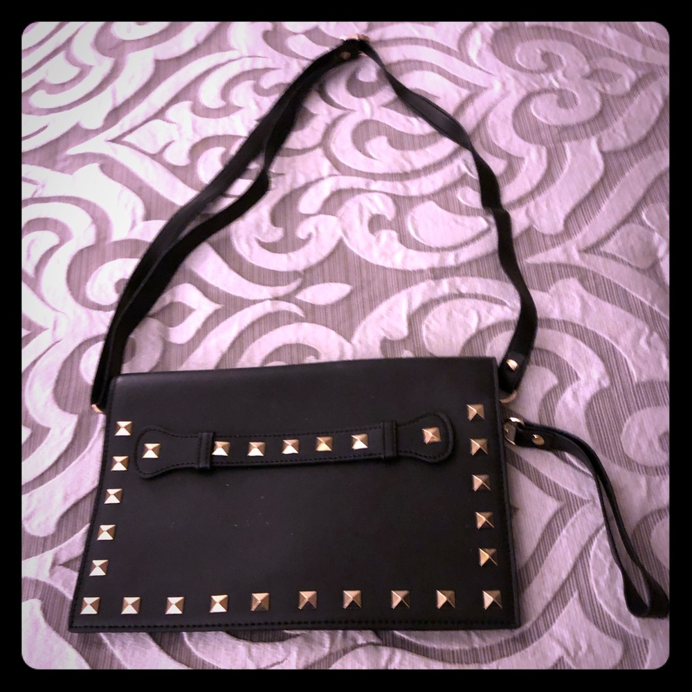 Black crossbody